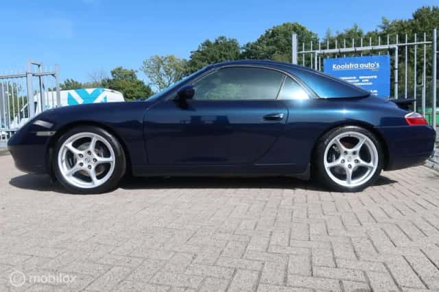 Porsche 911 (2000) thumbnail 5
