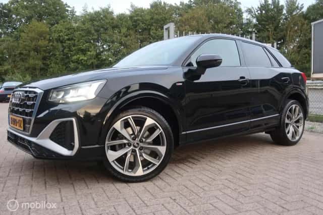 Audi Q2 (2020) thumbnail 2