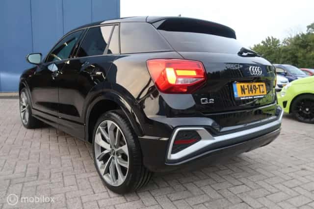 Audi Q2 (2020) thumbnail 5