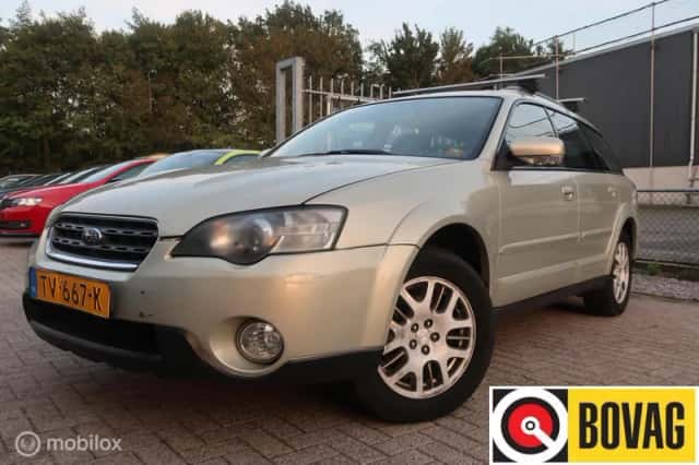 Subaru Legacy (2005) thumbnail 1