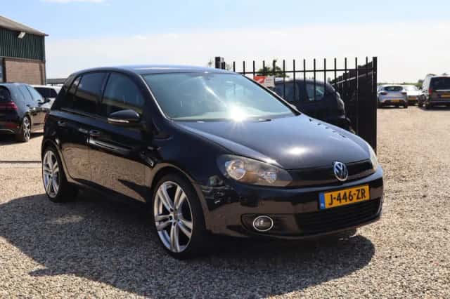 Volkswagen Golf (2012) thumbnail 1