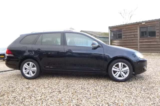 Volkswagen Golf (2012) thumbnail 2