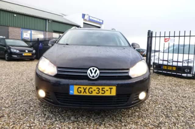 Volkswagen Golf (2012) thumbnail 4