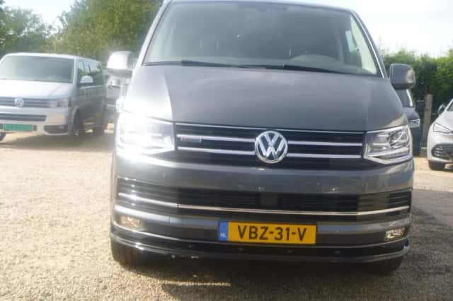 Volkswagen Transporter (2019) thumbnail 3