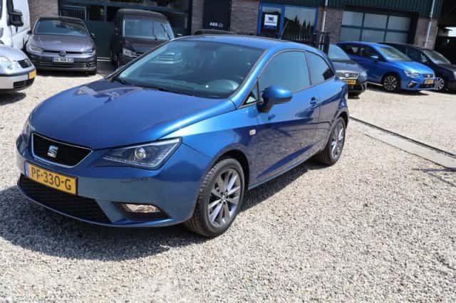 SEAT Ibiza (2015) thumbnail 5