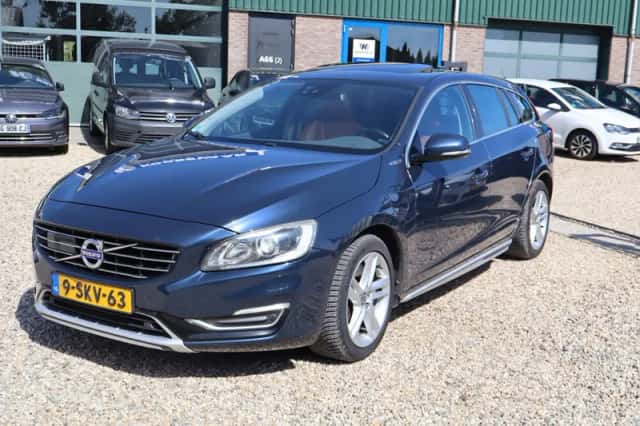 Volvo V60 (2013) thumbnail 5