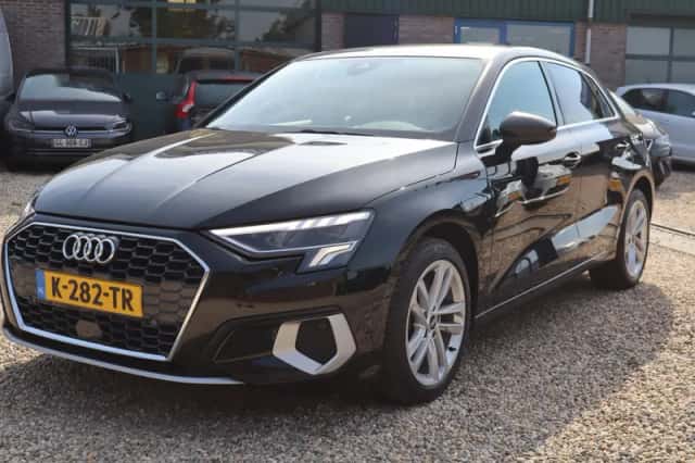 Audi A3 (2021) thumbnail 4