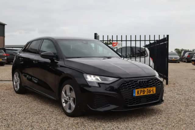 Audi A3 (2022) thumbnail 1
