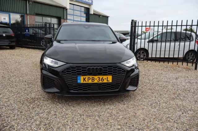 Audi A3 (2022) thumbnail 4