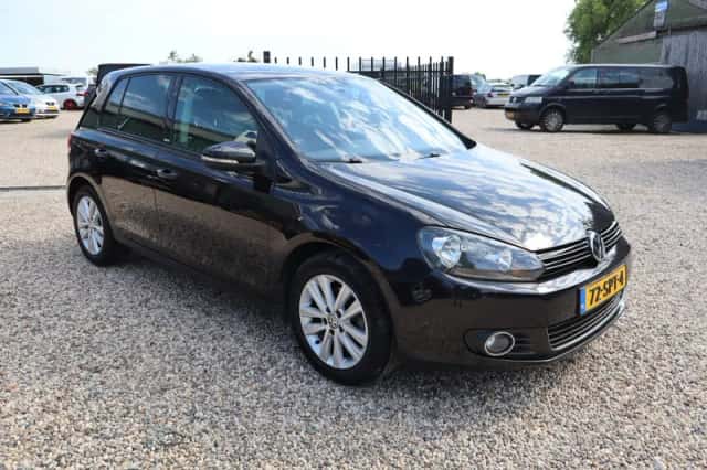 Volkswagen Golf (2011) thumbnail 3