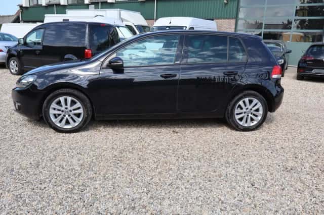 Volkswagen Golf (2011) thumbnail 6