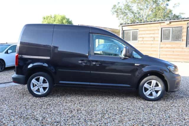 Volkswagen Caddy (2019) thumbnail 2
