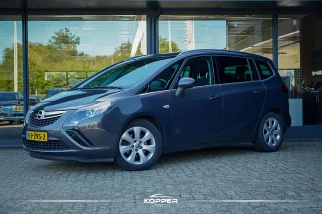 Opel Zafira (2013) thumbnail 1