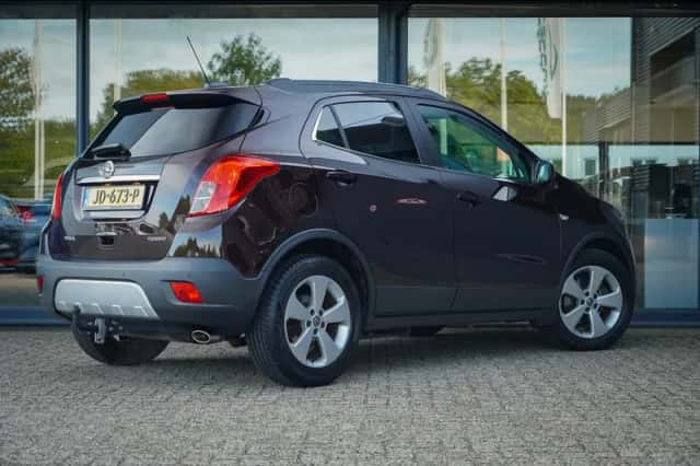 Opel Mokka (2016) thumbnail 4