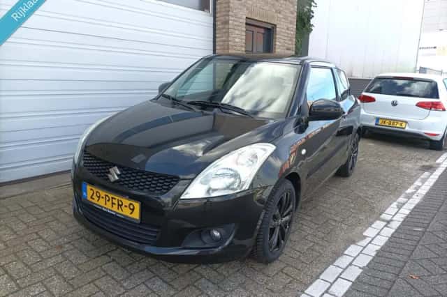 Suzuki Swift (2011) thumbnail 1