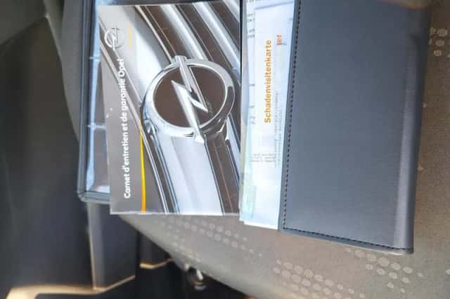 Opel Corsa (2011) thumbnail 4