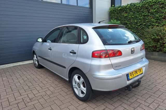 SEAT Ibiza (2004) thumbnail 5