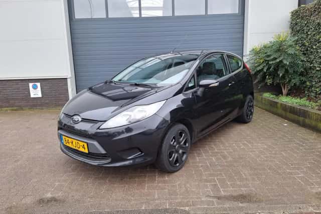 Ford Fiesta (2009) thumbnail 1