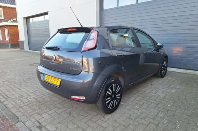 Fiat Punto Evo (2012) thumbnail 3