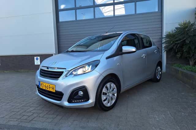 Peugeot 108 (2016) thumbnail 1