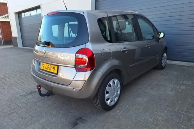 Renault Grand Modus (2010) thumbnail 3