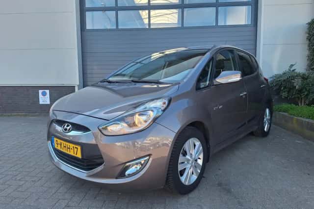 Hyundai ix20 (2013) thumbnail 1