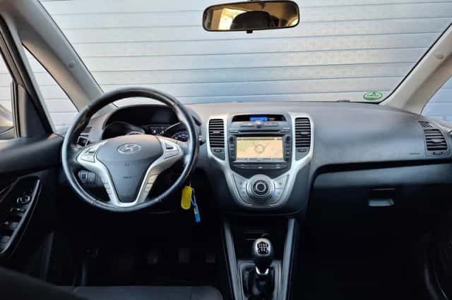 Hyundai ix20 (2013) thumbnail 2
