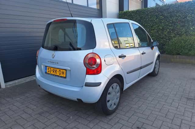 Renault Modus (2005) thumbnail 5