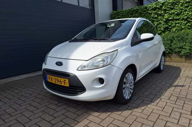 Ford Ka (2012) thumbnail 4