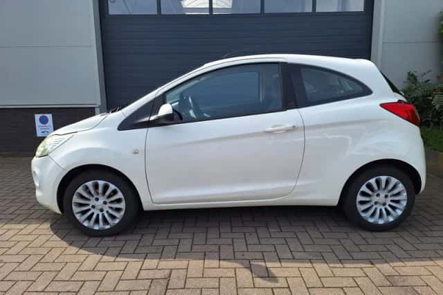 Ford Ka (2012) thumbnail 6