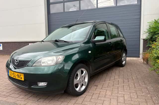 Mazda 2 (2006) thumbnail 1
