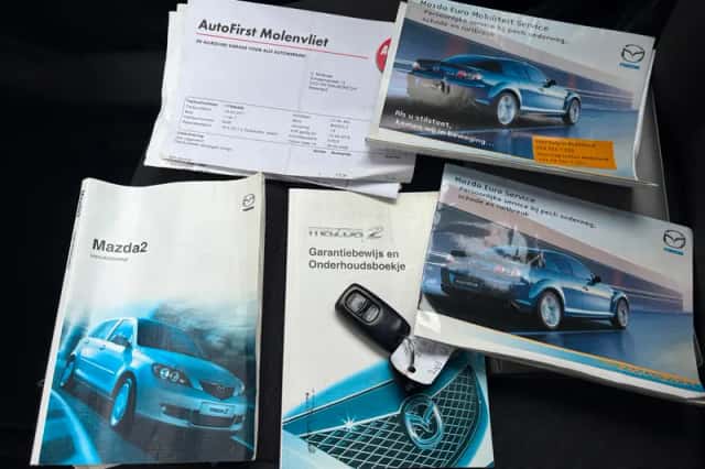 Mazda 2 (2006) thumbnail 4