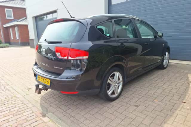 SEAT Altea XL (2012) thumbnail 3