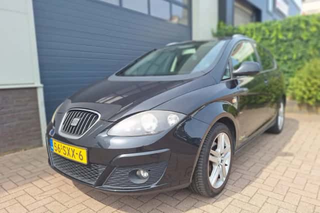 SEAT Altea XL (2012) thumbnail 5
