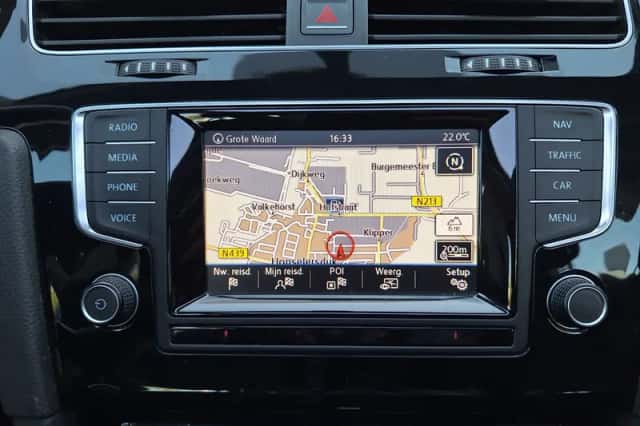 Volkswagen Golf (2014) thumbnail 4