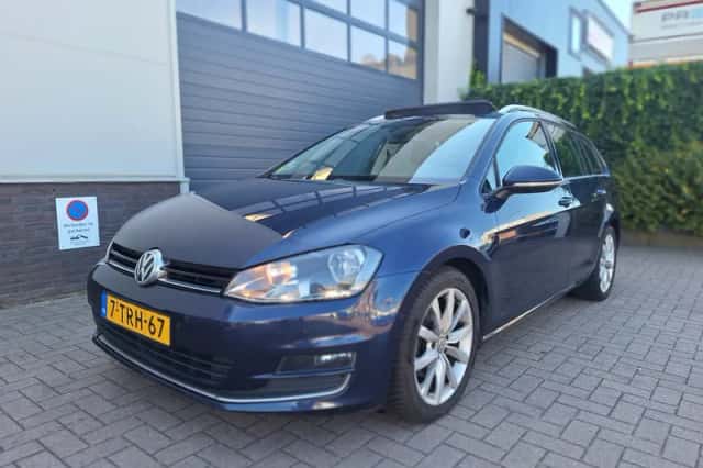 Volkswagen Golf (2014) thumbnail 5