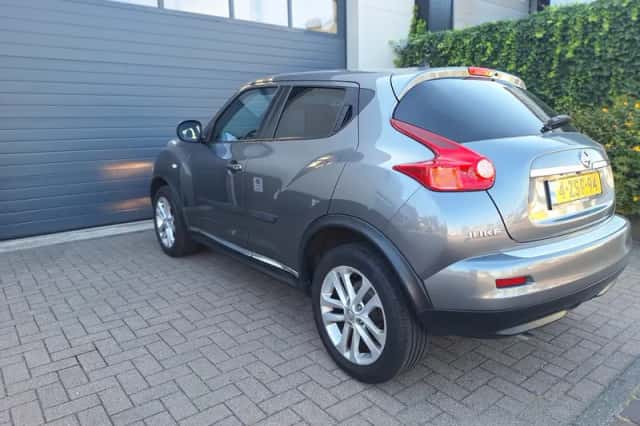 Nissan Juke (2010) thumbnail 6