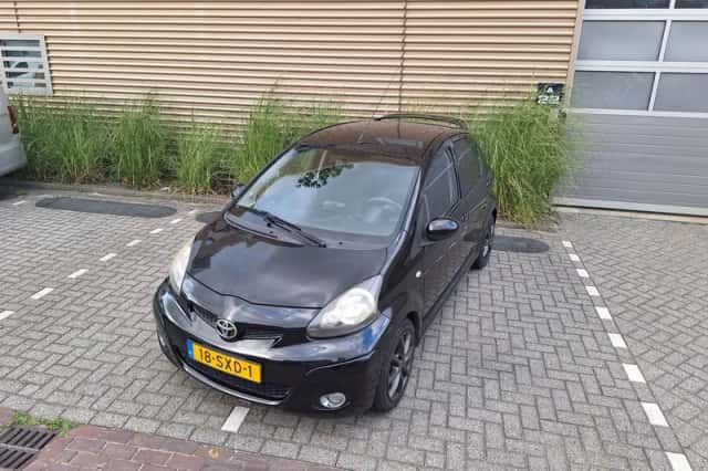 Toyota Aygo (2012) thumbnail 6