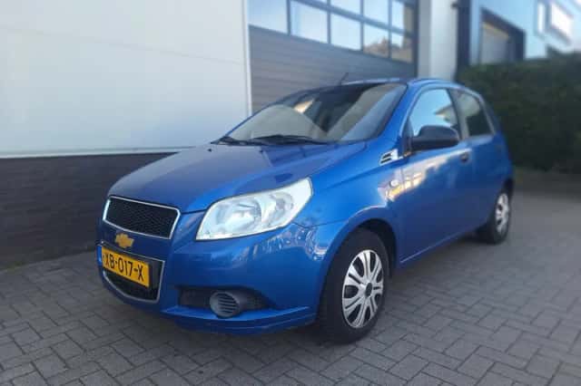 Chevrolet Aveo (2009) thumbnail 5