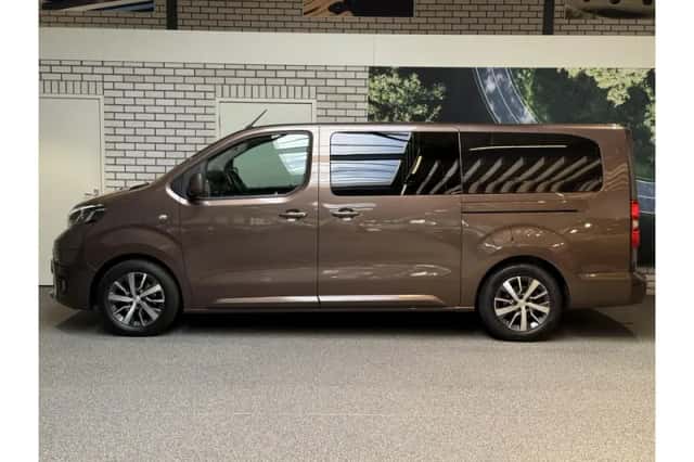 Toyota ProAce Worker (2022) thumbnail 2
