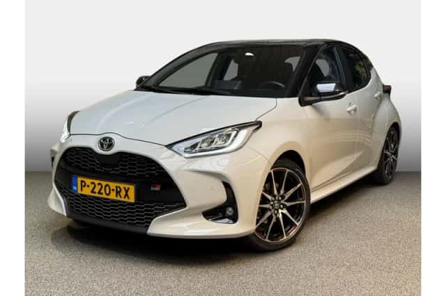 Toyota Yaris (2022) thumbnail 1