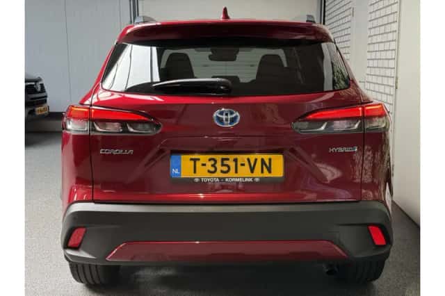 Toyota Corolla Cross (2023) thumbnail 4