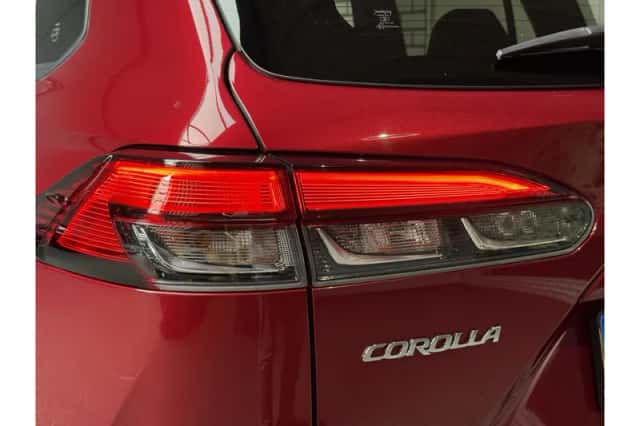 Toyota Corolla Cross (2023) thumbnail 6