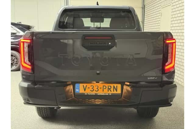 Toyota Hilux (2026) thumbnail 4