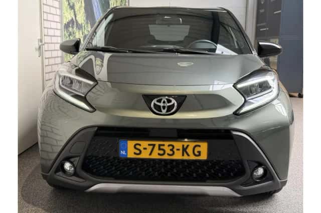 Toyota Aygo X (2023) thumbnail 3
