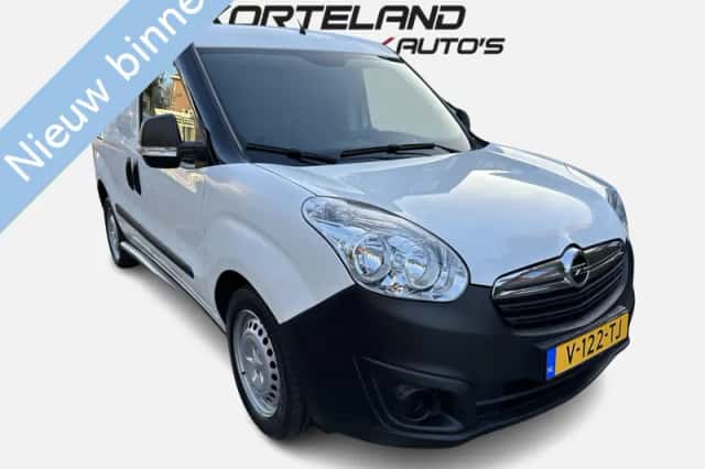 Opel Combo (2018) thumbnail 1