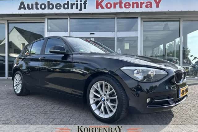 BMW 1-Serie (2012) thumbnail 1