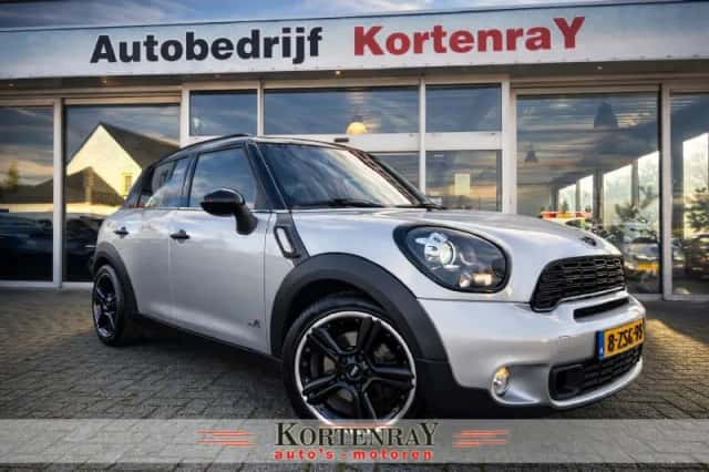 MINI Countryman (2012) thumbnail 1