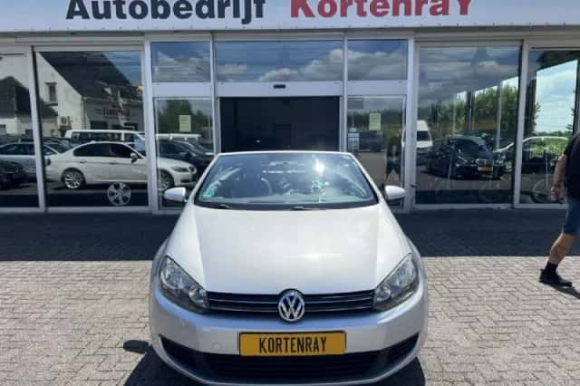 Volkswagen Golf (2012) thumbnail 2