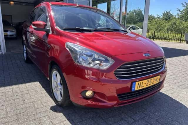 Ford Ka+ (2017) thumbnail 4